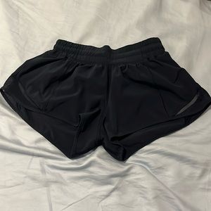 Hotty hot low rise 2.5 inch in NAVY.